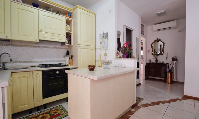 Mestre Apartment | Comfortable apartment close to Venice bus stop and supermarket