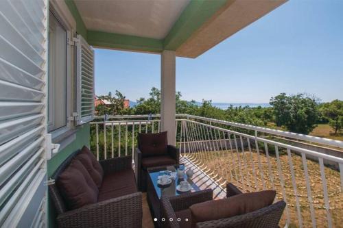 Bartici Apartment | Comfortable apartment in Bartići