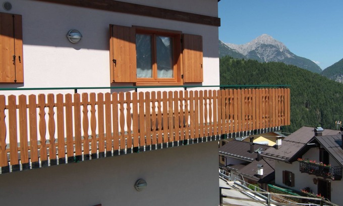 San Pietro di Cadore Apartment | COMFORTABLE APARTMENT: SPECIAL YOUR STAY IN THE MAJESTIC DOLOMITES