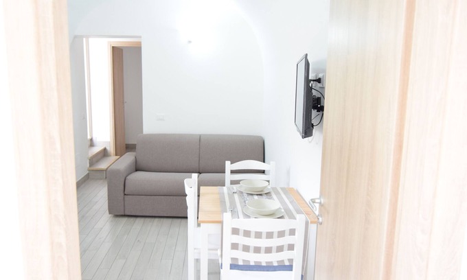 Terrasini House | Comfortable apartment near the sea with terrace near Palermo, Sicily