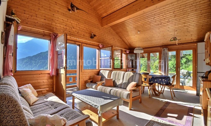 Grimentz Ski Chalet | Comfortable chalet on 2 levels for 7 to 8 people, living room, kitchen area with dishwasher, 1 doubl