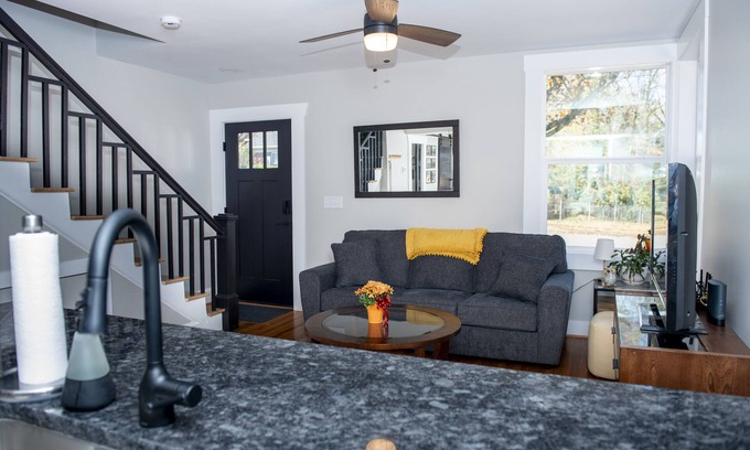 Morganton House | Comfortable, Cozy and Convenient Retreat in the Heart of Downtown Morganton!