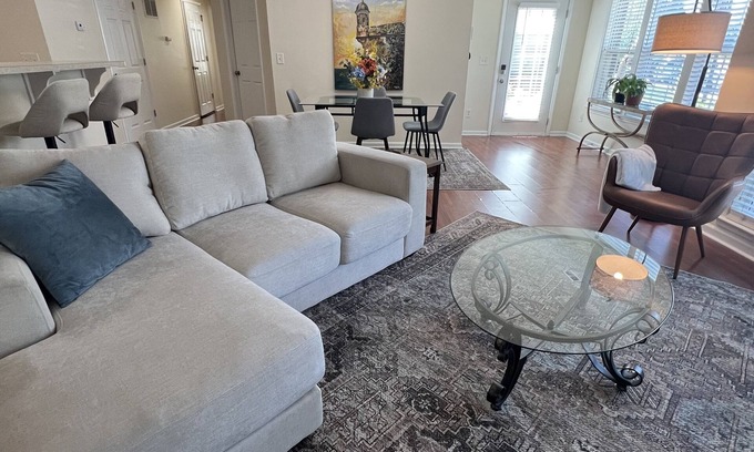 Jamestown Apartment | Comfortable Ground Floor Apartment 2BR/2BA