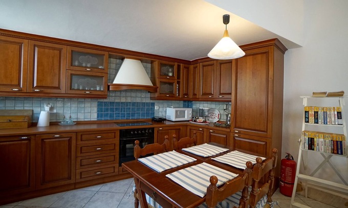 Galaxidi House | Comfortable holiday home - Seafarer's Shelter