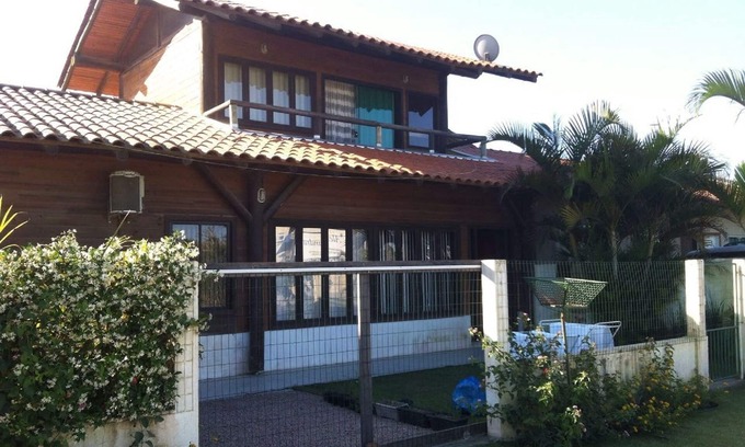 Mariscal House | Comfortable townhouse in Mariscal 300m from the beach.