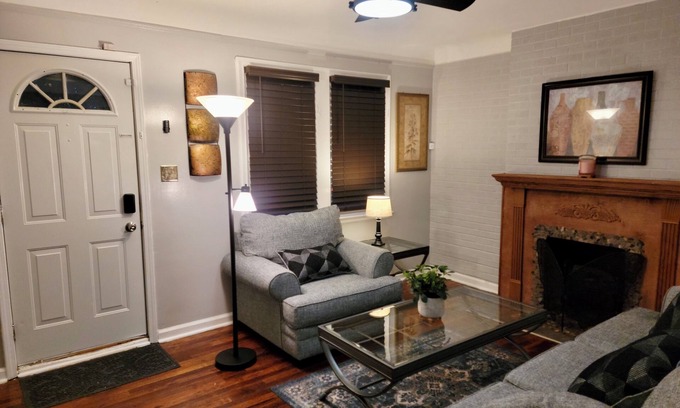 Warren House | Comfy 3 Bedroom Getaway