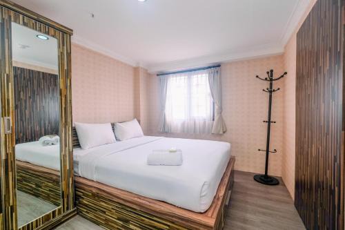 Kebagusan Apartment | Comfy and New Furnished at 2BR Kebagusan City Apartment By Travelio
