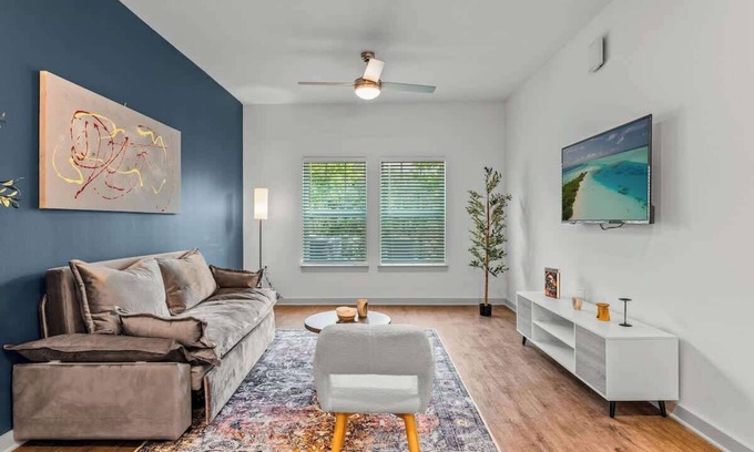 Bay Lake Apartment | Comfy King Bed Apt w/Pool & Gym and Close to Parks