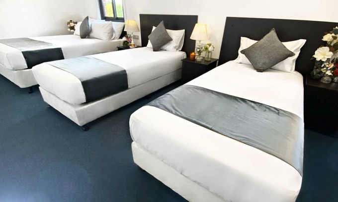 Hay Hotel | Commercial Hay Hotel