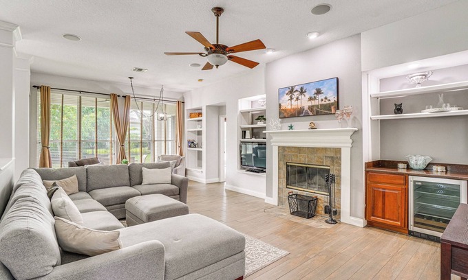 Vista East House | Community Amenities at Spacious Orlando Home!