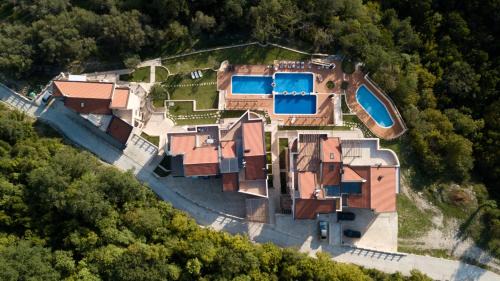 Trebesinj Apartment | Complex Adria Montenegro