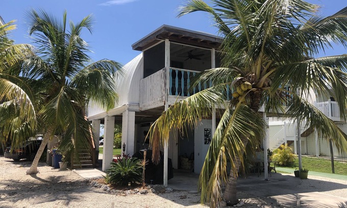Little Torch Key House | Conch House on a Quiet Canal : Monthly Only