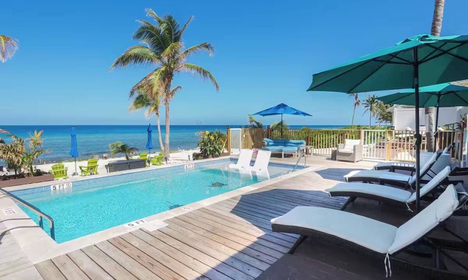 West Bay House | Conch Point 223 by the Sea : Grand Cayman Villa, steps to Private Beach and Pool