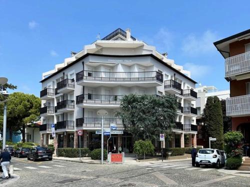 Lignano Sabbiadoro Apartment | Condominio Italia