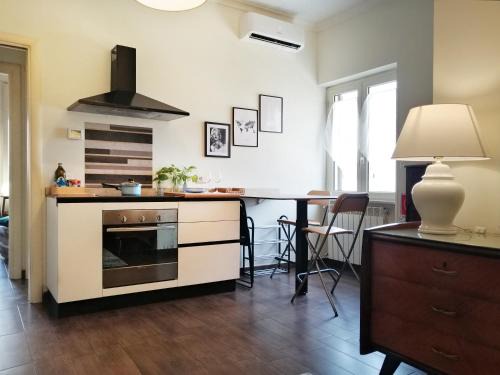 Suburbio VII Portuense Apartment | Confortable house with wonderful terrace A C e WI FI