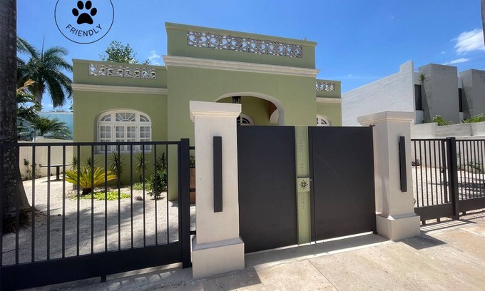 Zona Paseo Montejo Apartment | Consentido Tamarindo, right at the heart of Merida.