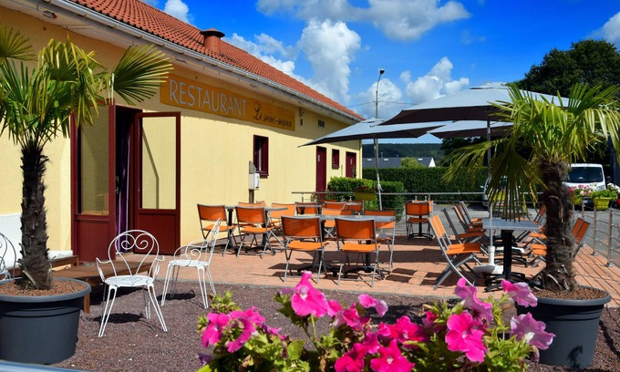 Cleon Hotel | Contact Hotel Le Seino Marin