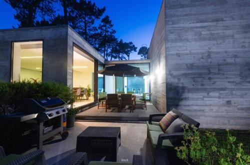 Viana do Castelo Villa | Contemporary Beach House Cabedelo