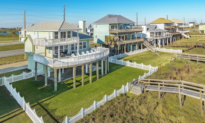 Miramar House | Contemporary Beachfront Home w/2 Decks, Fenced Yard, Private Walkover