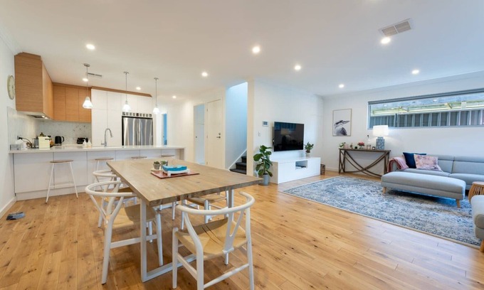 Marryatville House | Contemporary Townhouse near Norwood