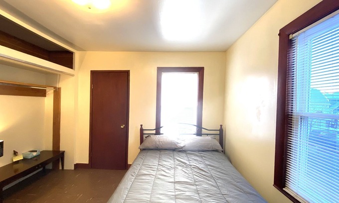 Malden House | Convenience location easy connect to MIT, Boston downtown, outlet and much more