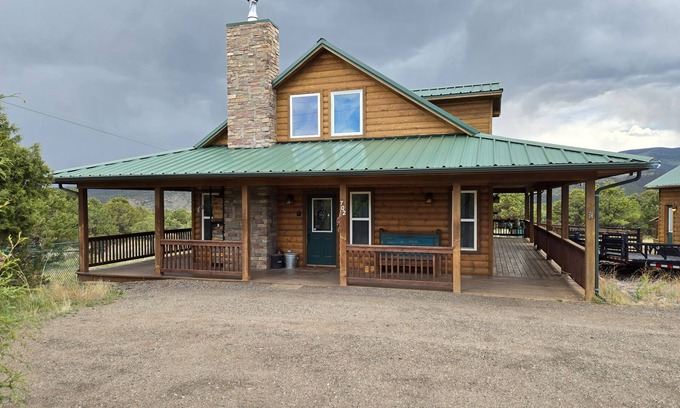 Alpine Village Cabin | Conveniently located cabin with full kitchen, w/d, large deck & great views