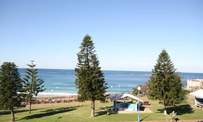 Coogee Apartment | Coogee Beach-side Retreat