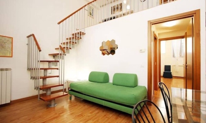 Washington Apartment | Cool loft in the heart of Milan