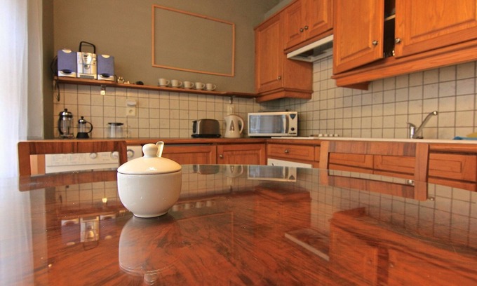 Mala Strana Apartment | Cool Mala Strana apartment with balcony