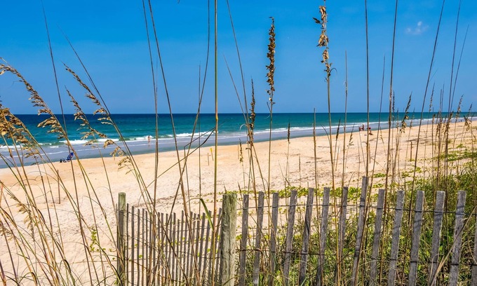 Palm Harbor Condo | Cool Water
