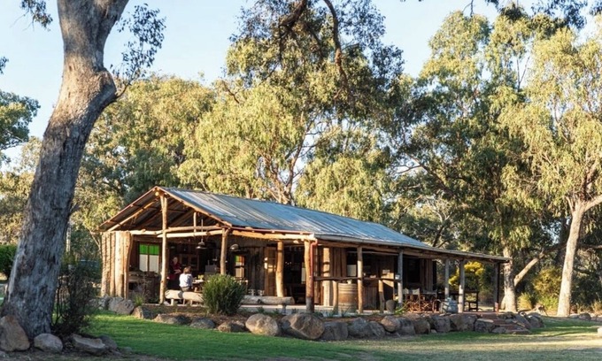 Diamondvale Cottage | Coolibah Cottage Diamondvale Estate, 2 bed/2 bath ideal for families or couples