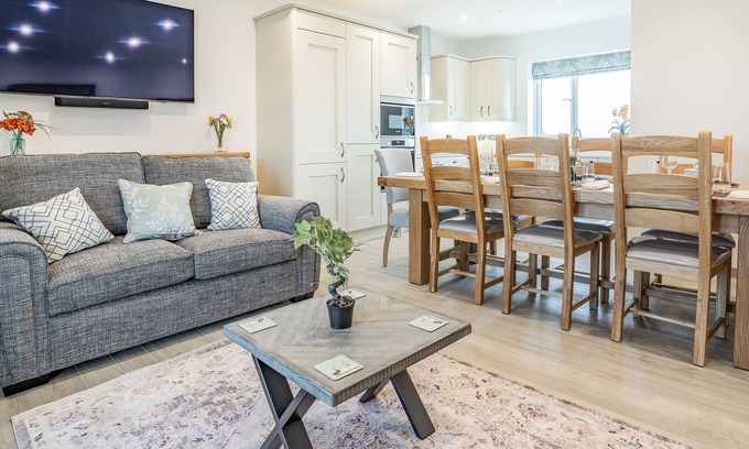 Ludchurch Cottage | Copper Beech Cottage - UK35892