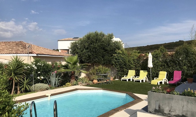 Cournonsec House | Coquette Maison Avec Piscine à 20 min de la mer