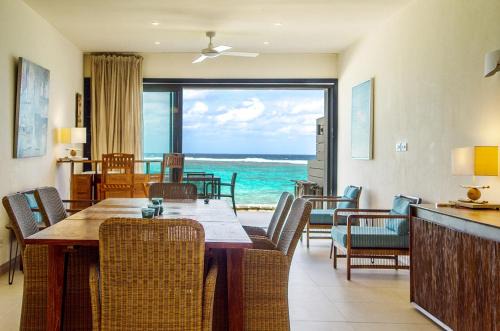 Blue Bay Apartment | Coral Bay by Dream Escapes