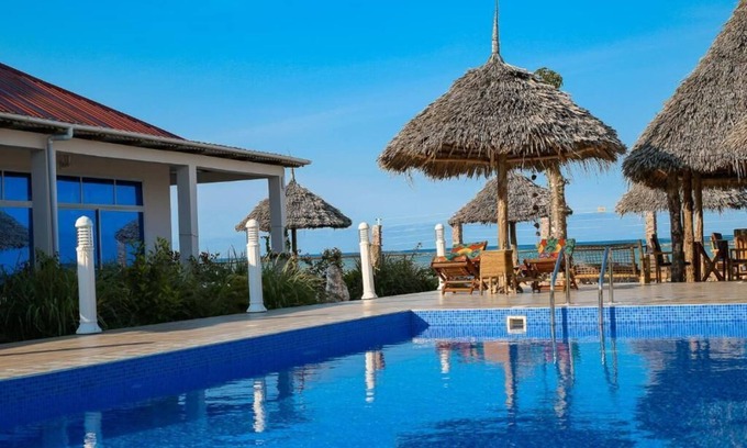 Makunduchi Villa | Coral Cliff Villas - Garden view villa 1n