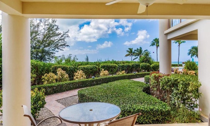 The Bight Resort | Coral Gardens on Grace Bay
