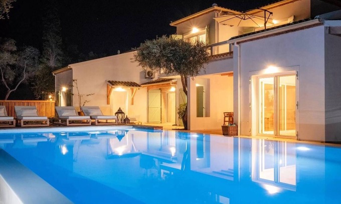 Molos Villa | Corfu Dream Holidays Villas