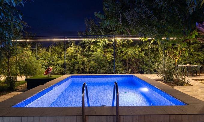 Vrahati Villa | CorinthianVillas Orange Villa