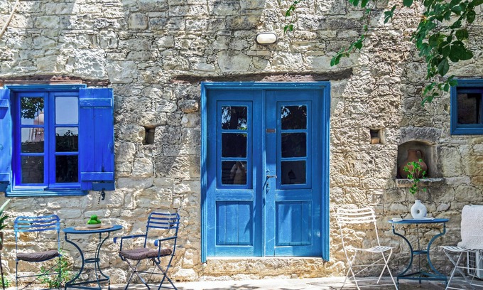 Arsos Apartment | Cornaro House - Deluxe Studio w/ shared Courtyard