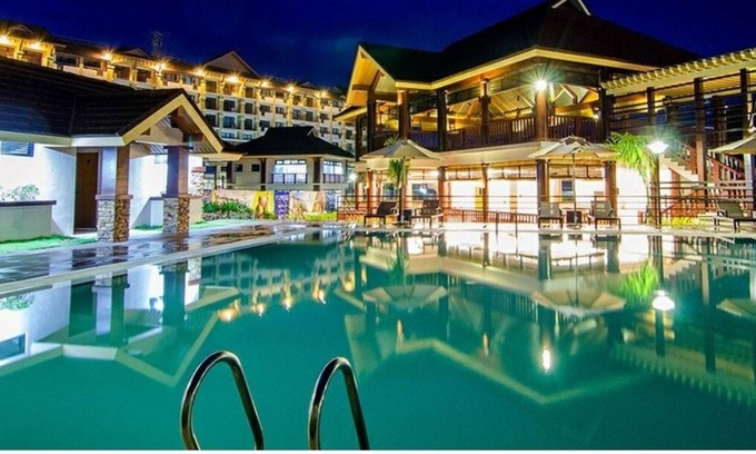Cagayan de Oro Condo | ⭐Corner Unit⭐ Netflix⭐Fast Wifi⭐Cable⭐Gym⭐Pool⭐AC⭐