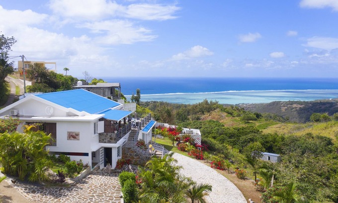Coromandel Villa | Coromandel Ile De Rodrigues: House / Villa - Coromandel, Ile de Rodrigues