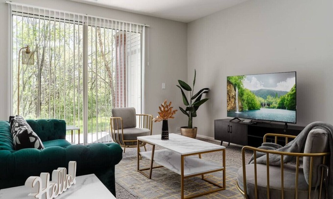 Gurnee Apartment | Corporate Housing by MGM