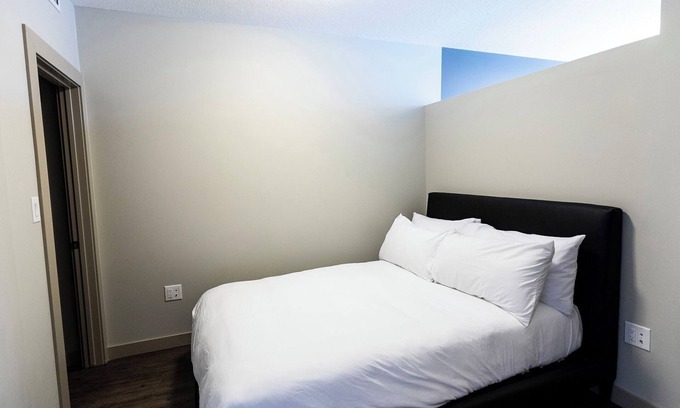 Downtown Edmonton Apartment | Corporate Stays Mayfair Apartments