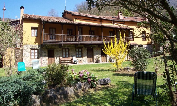 Barzana House | Corrada Torales