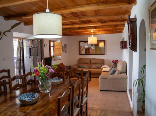 Castril House | CORTIJO EL PRADO l