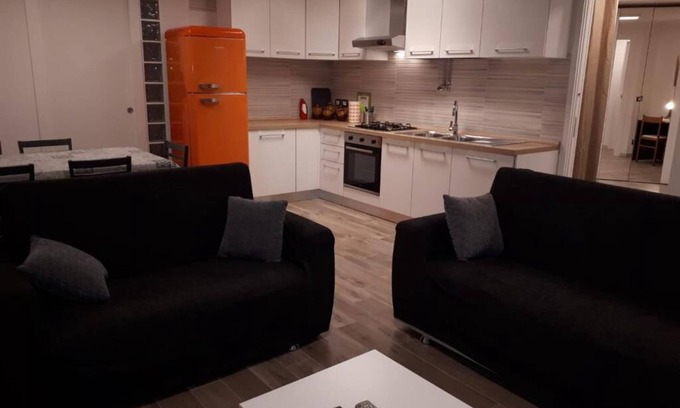 Vasto Apartment | Costa dei Trabocchi Vasto city apartment with 1 or 2 bedrooms 1 bathroom.