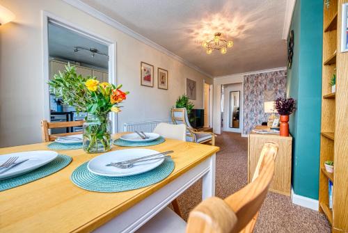 Long Itchington Apartment | Cosy 3 bed apartment in Southam, sleeps 6