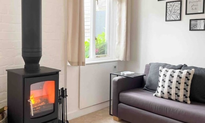 Gretna House | Cosy Annex sleeps 2 near Gretna, M6 Jct 45/A75nn