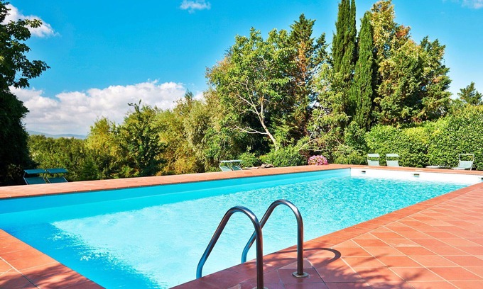 Poggiarello House | Cosy apartment in villa for 2 guests with pool, WIFI, TV and terrace