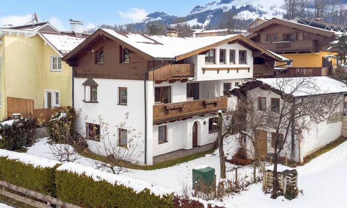 Kitzbuehel Apartment | Cosy apartment in the center with a garden